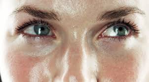 kulit anda berminyak...? ini cara mengatasi kulit berminyak.