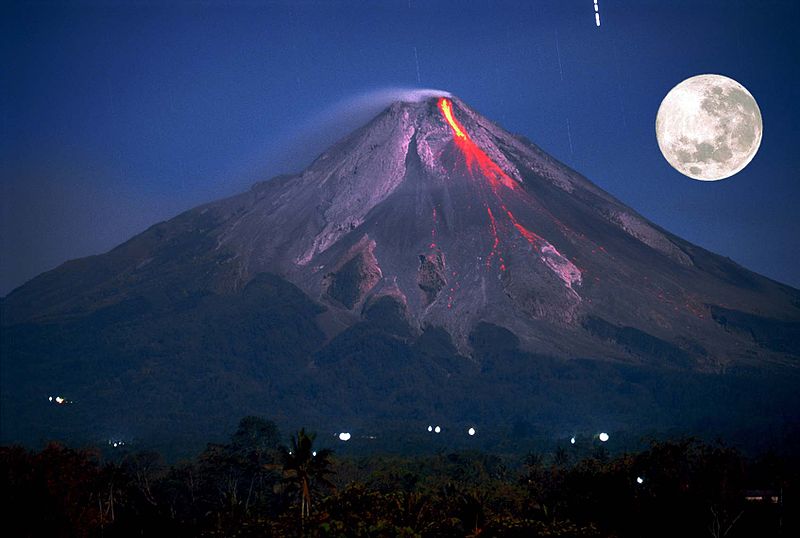 Berikut ini Misteri Yang Ada Di Gunung Merapi