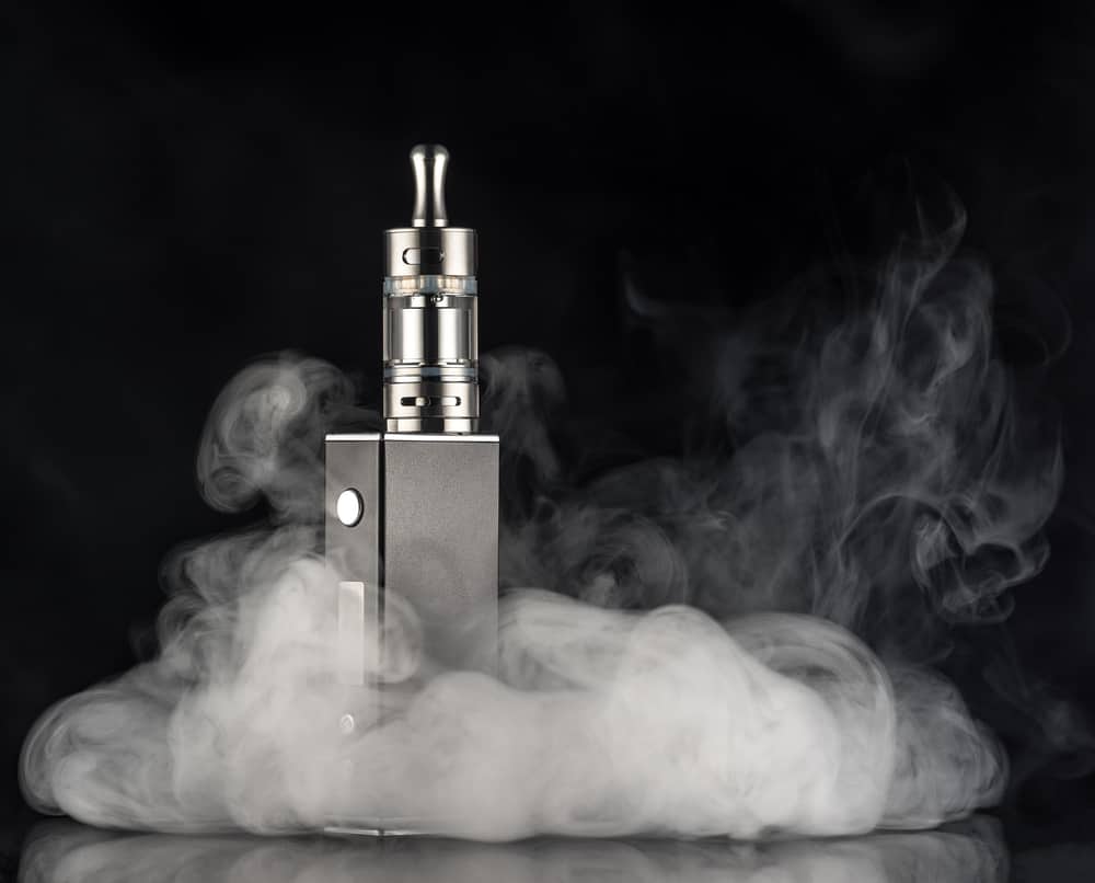 5 Bahaya DiBalik Nikmatnya Vape
