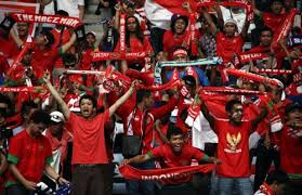 Kalian Hobi Nonton Sepakbola? Ini Dia Manfaatnya!!