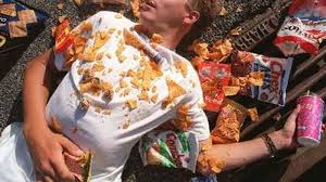 Inilah bahaya tidur setelah makan.perlu kamu ketahui..!