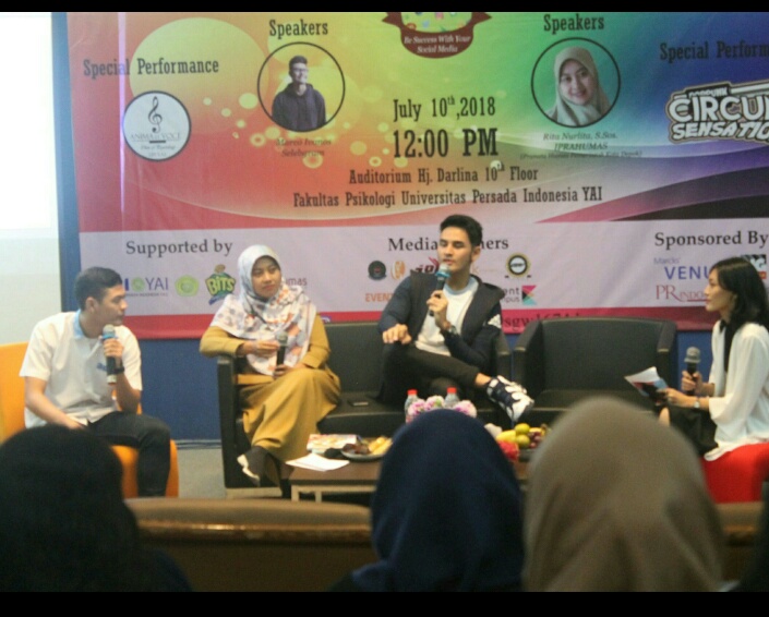 Talkshow Be Success with your Social Media