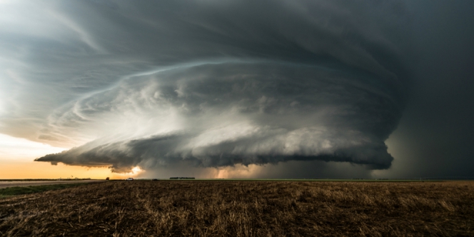 BADAI YANG DAPAT MENYEBABKAN BENCANA ALAM