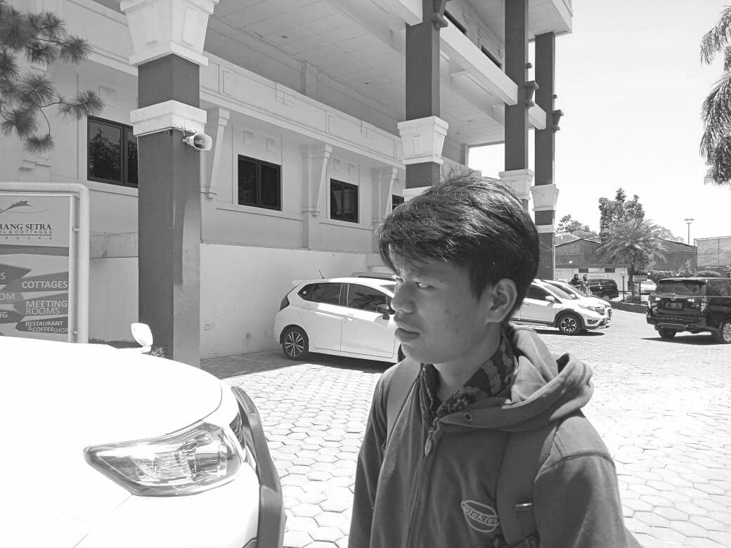 Aku ingin membunuhmu ayah