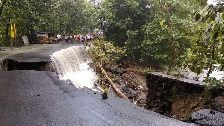 SEJARAH DAN MITOS DESA KEBAK