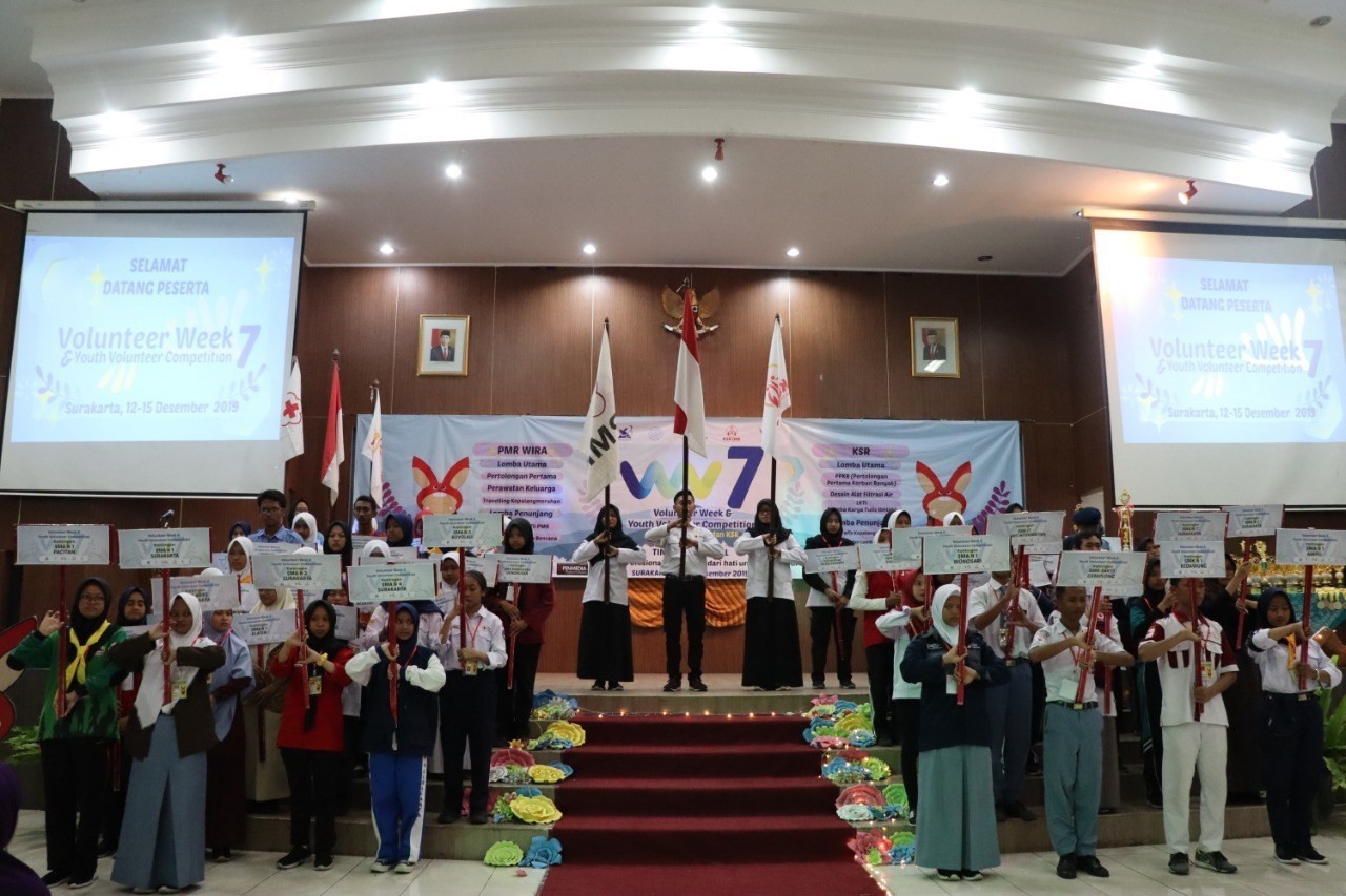 Volunteer Week 7 KSR PMI UNS: Bentuk Relawan Profesional