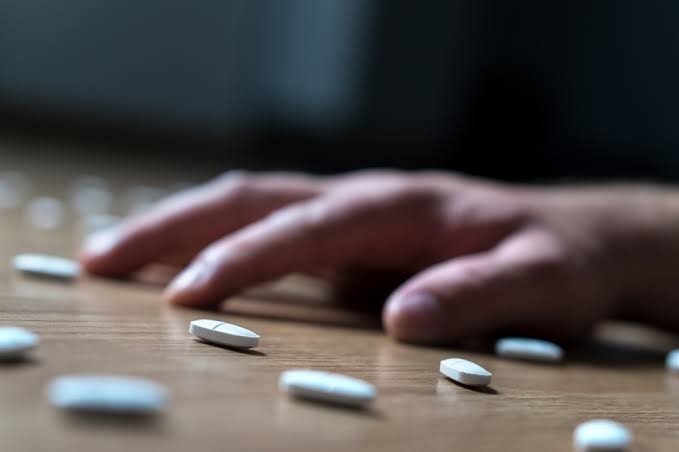 Jangan Konsumsi Obat Diluar Dosis, Berikut Efek Sampingnya